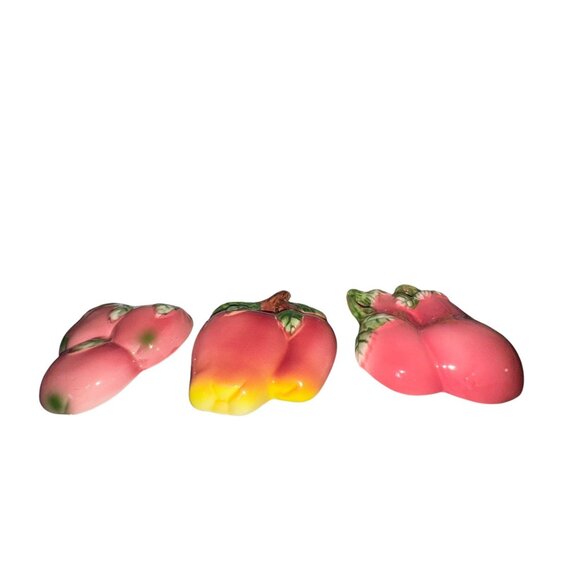 Set Of 3 Vintage Ceramic Fruit & Vegetable Wall Hanging Decorative Plaques - Picture 2 of 10